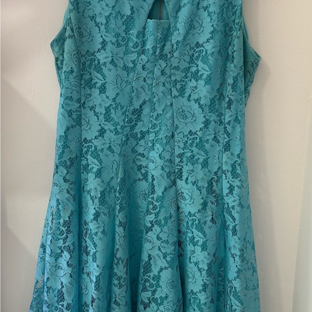 Elegant Teal Lace Prom Dress